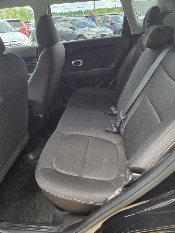 2017 Kia Soul Image 28