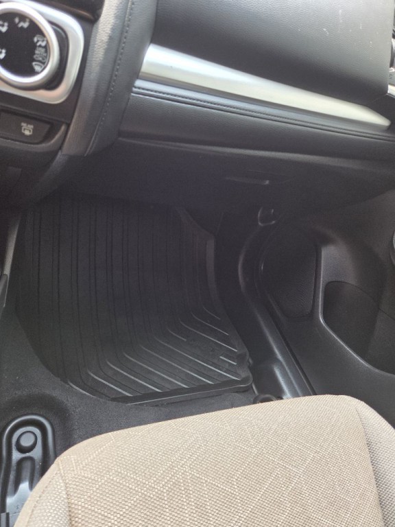 2015 Honda Fit Image 10