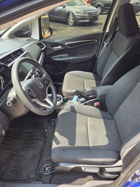 2015 Honda Fit Image 13