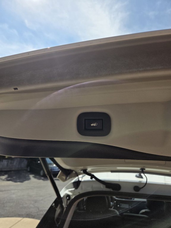 2015 Nissan Rogue Image 19