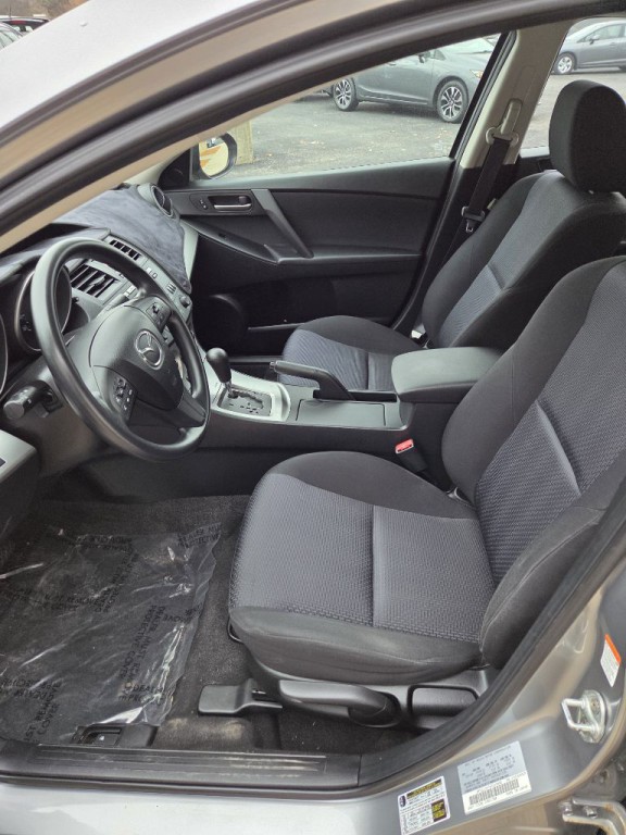 2010 Mazda Mazda3 Image 8