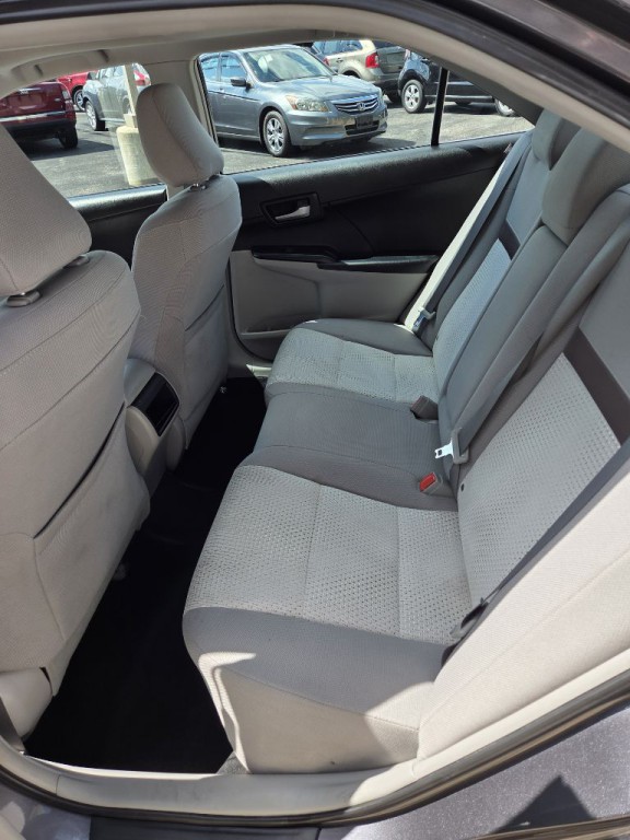 2012 Toyota Camry Image 6