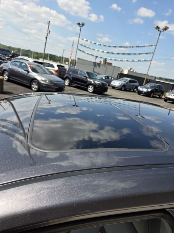 2012 Toyota Camry Image 10