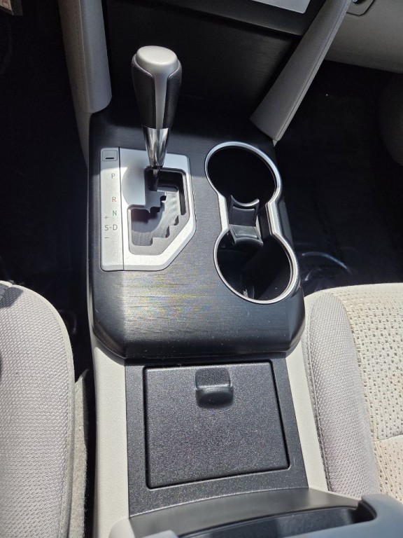 2012 Toyota Camry Image 13