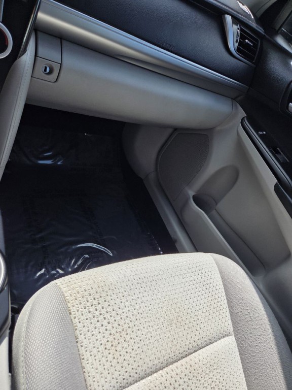 2012 Toyota Camry Image 15
