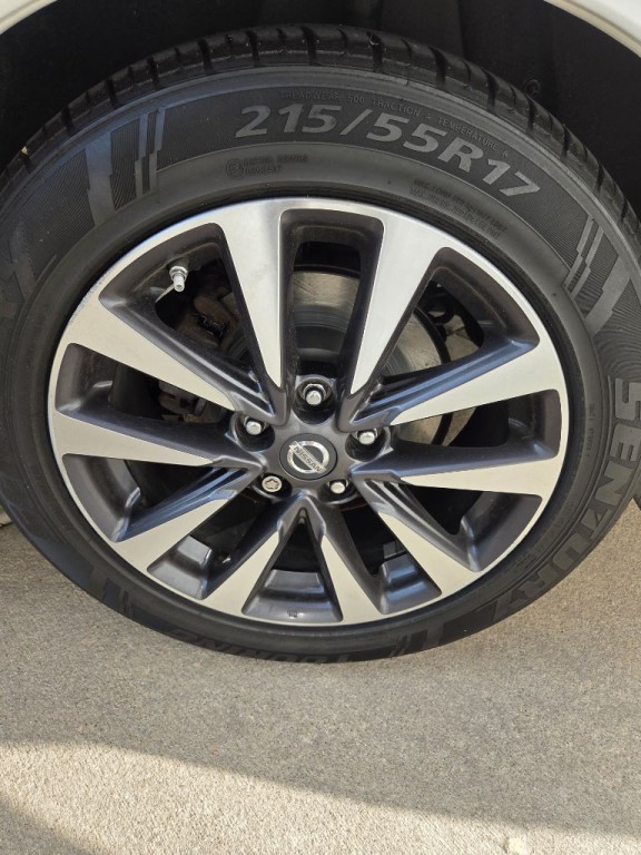 2016 Nissan Altima Image 6