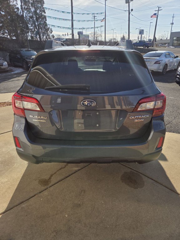 2016 Subaru Outback Image 4