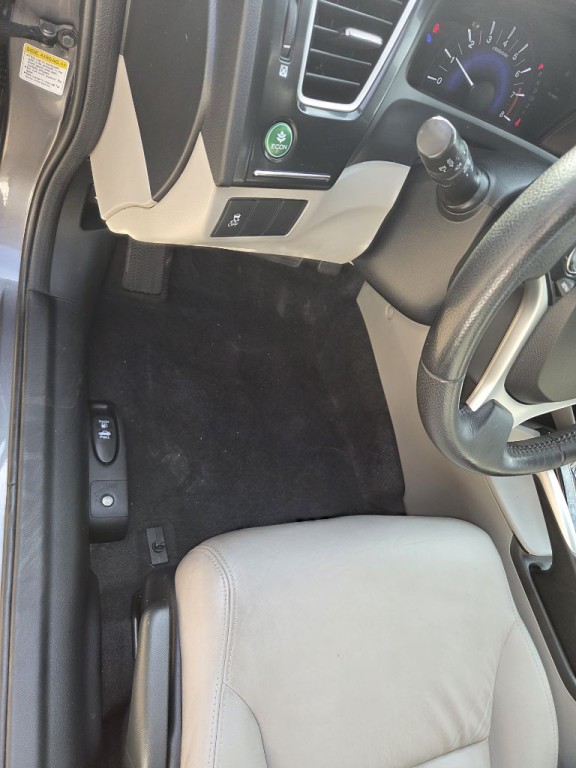 2013 Honda Civic Image 8