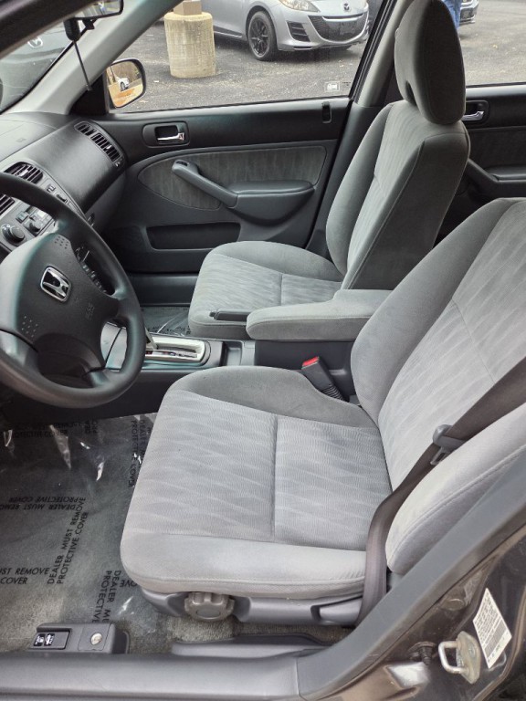 2005 Honda Civic Image 10