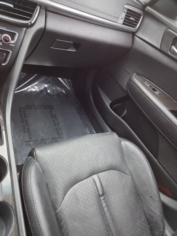 2018 Kia Optima Image 9