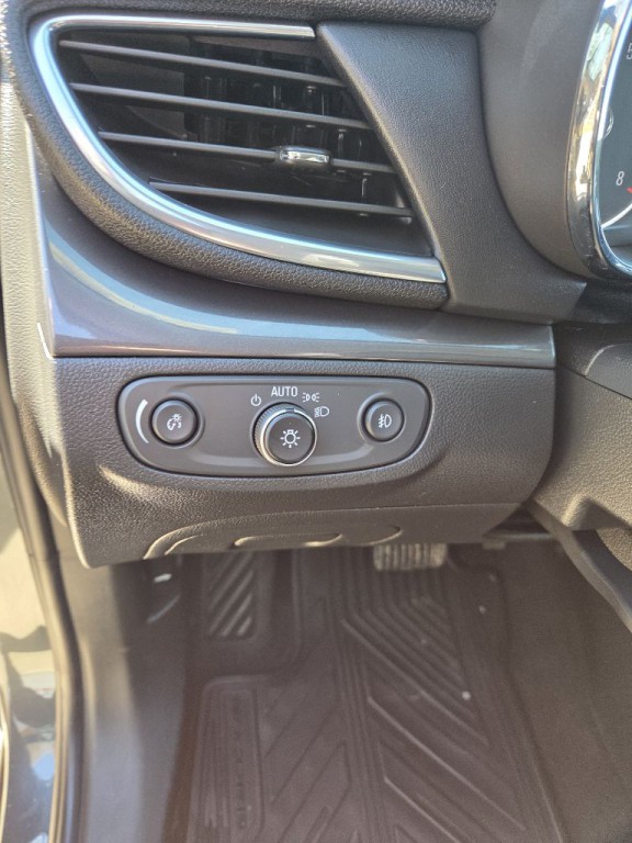 2018 Buick Enclave Image 12