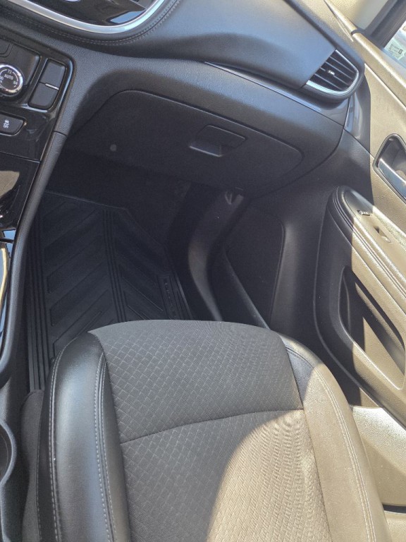 2018 Buick Enclave Image 16