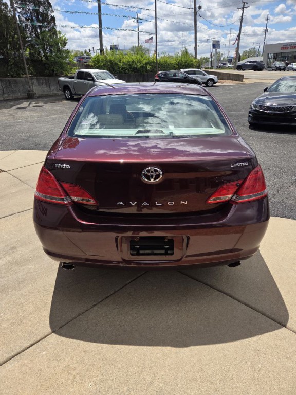 2007 Toyota Avalon Image 10