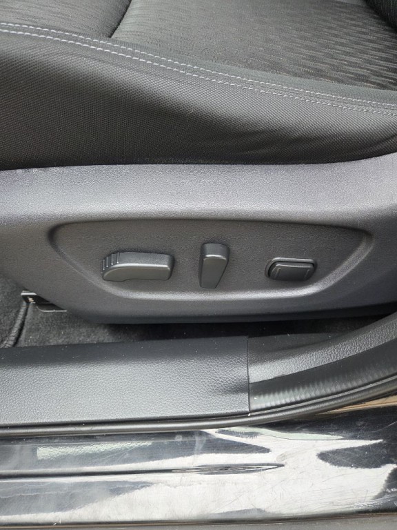 2020 Nissan Rogue Image 13