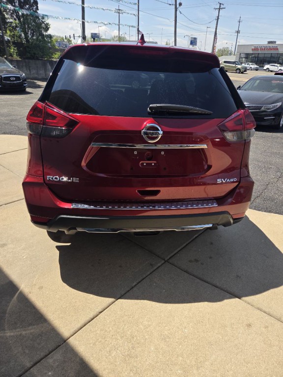 2018 Nissan Rogue Image 4