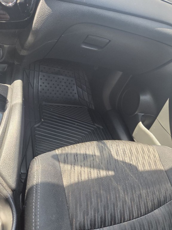 2018 Nissan Rogue Image 10