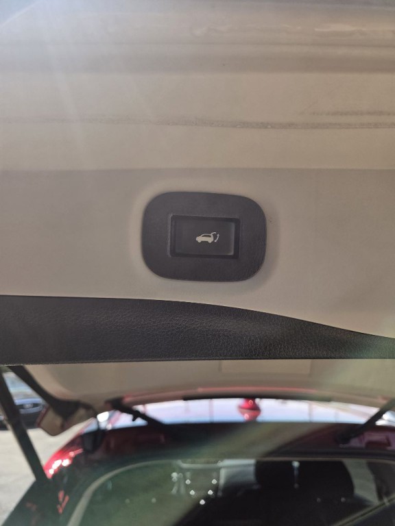 2018 Nissan Rogue Image 18