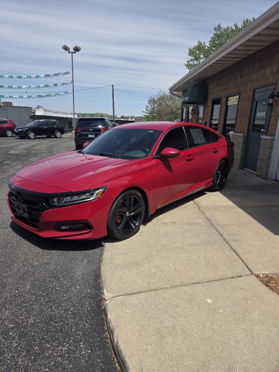 2018 Honda Accord Image 1