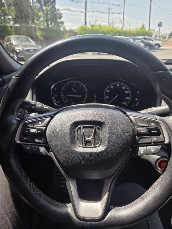 2018 Honda Accord Image 8