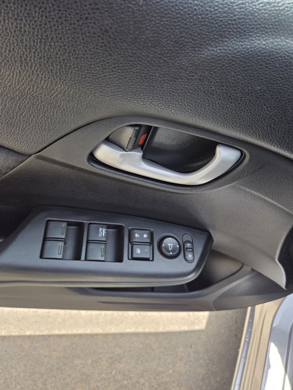 2014 Honda Civic Image 11