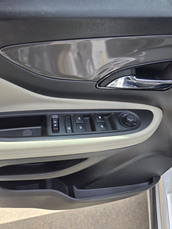 2017 Buick Enclave Image 11