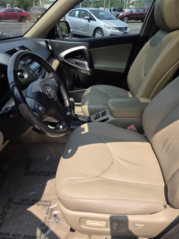 2011 Toyota Rav4 Image 5
