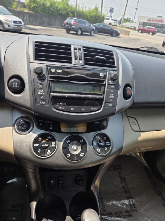 2011 Toyota Rav4 Image 14