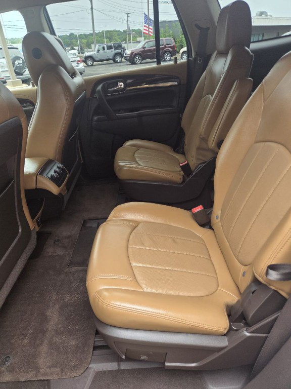 2016 Buick Enclave Image 7
