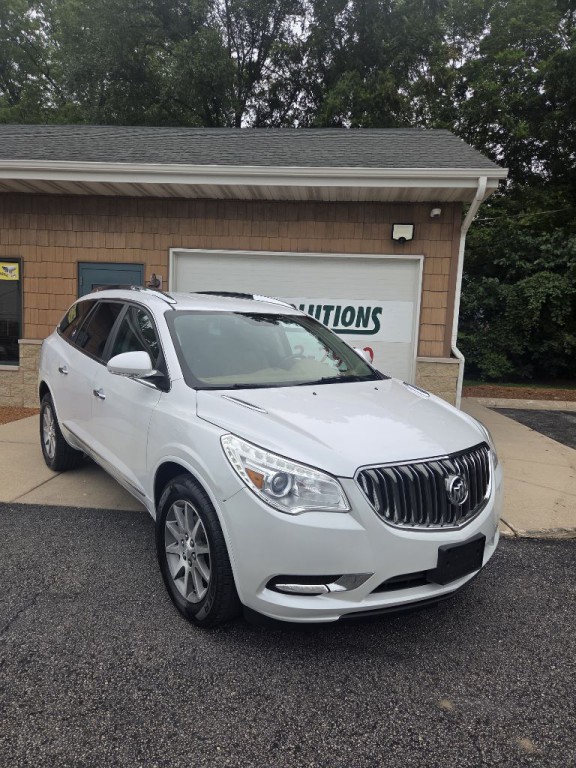 2016 Buick Enclave Image 1