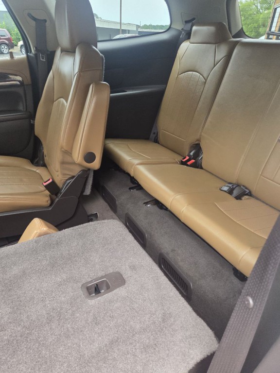 2016 Buick Enclave Image 8