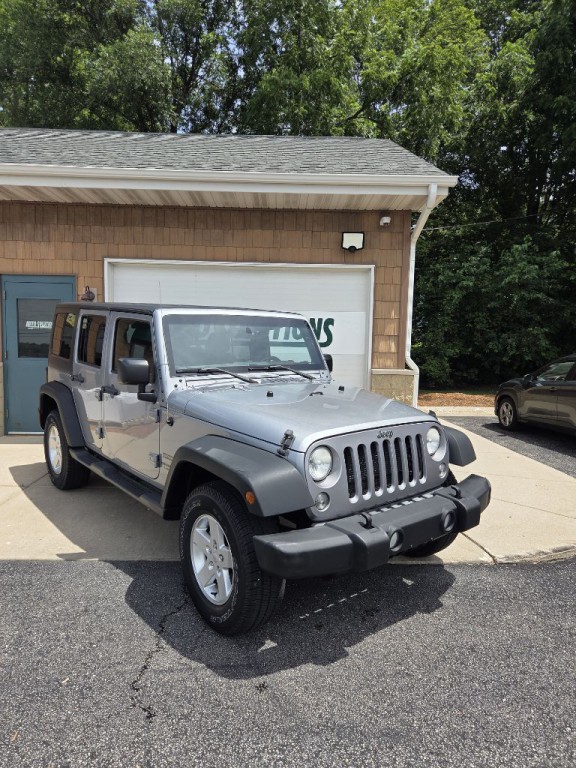 2015 Jeep Wrangler Unlimited Image 2