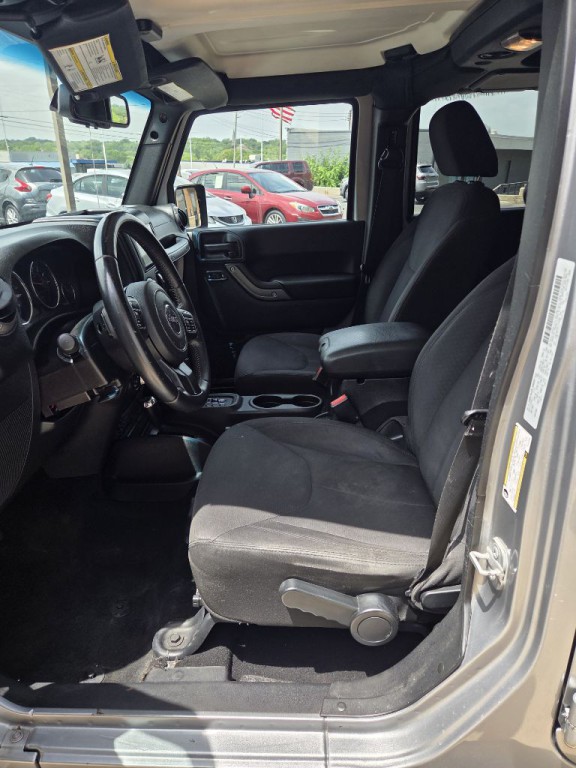 2015 Jeep Wrangler Unlimited Image 12