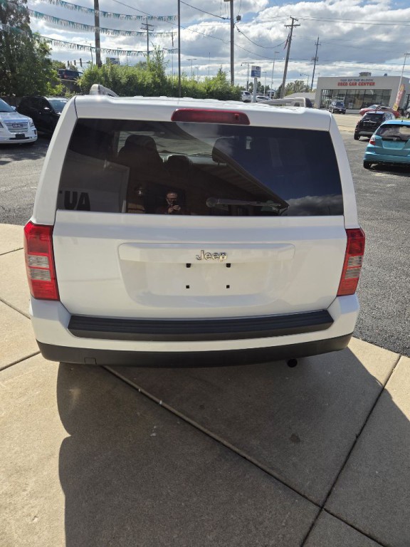 2015 Jeep Patriot Image 4