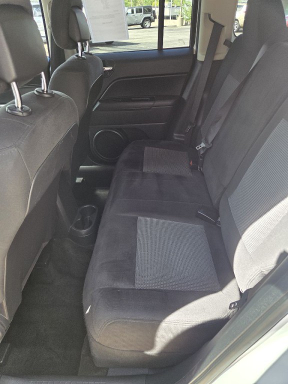 2015 Jeep Patriot Image 6