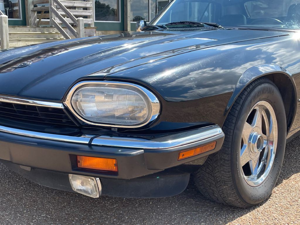1993 Jaguar XJ Image 4