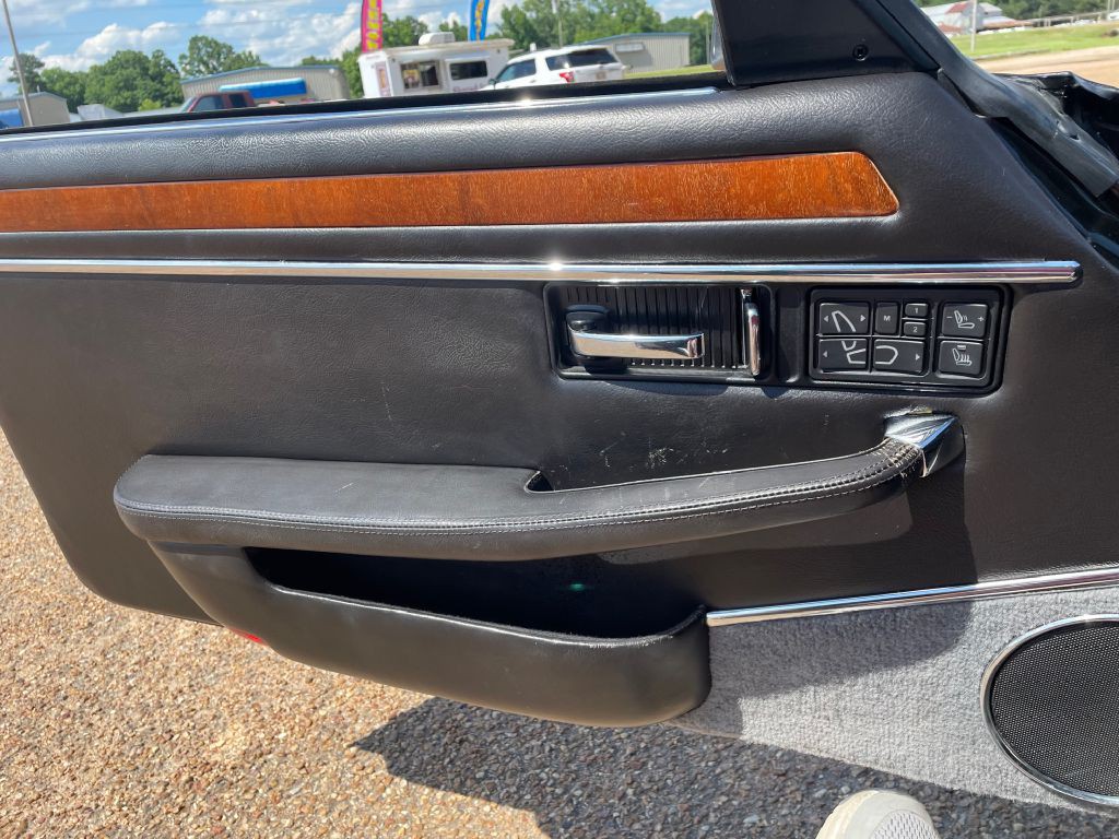 1993 Jaguar XJ Image 17