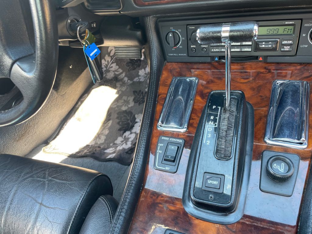 1993 Jaguar XJ Image 23
