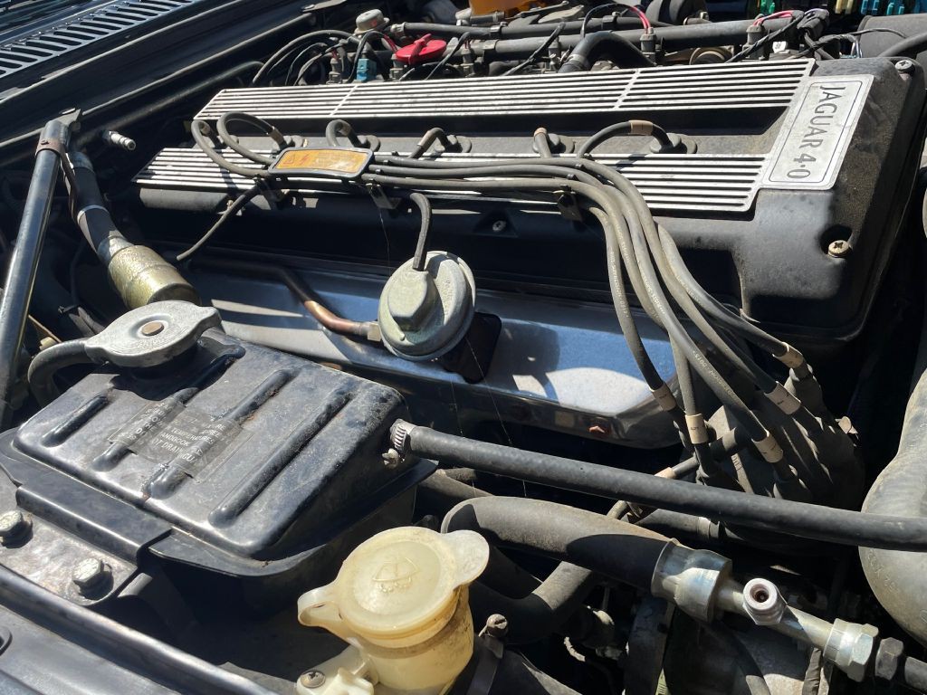 1993 Jaguar XJ Image 28