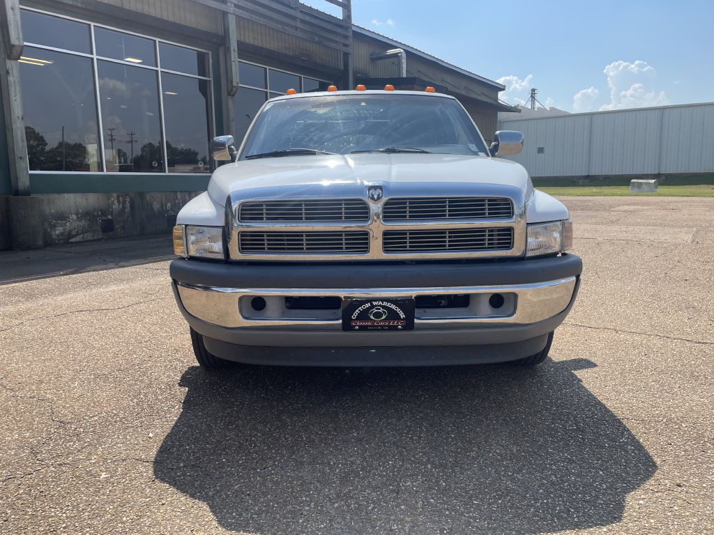 1994 Dodge Ram 3500 Image 3