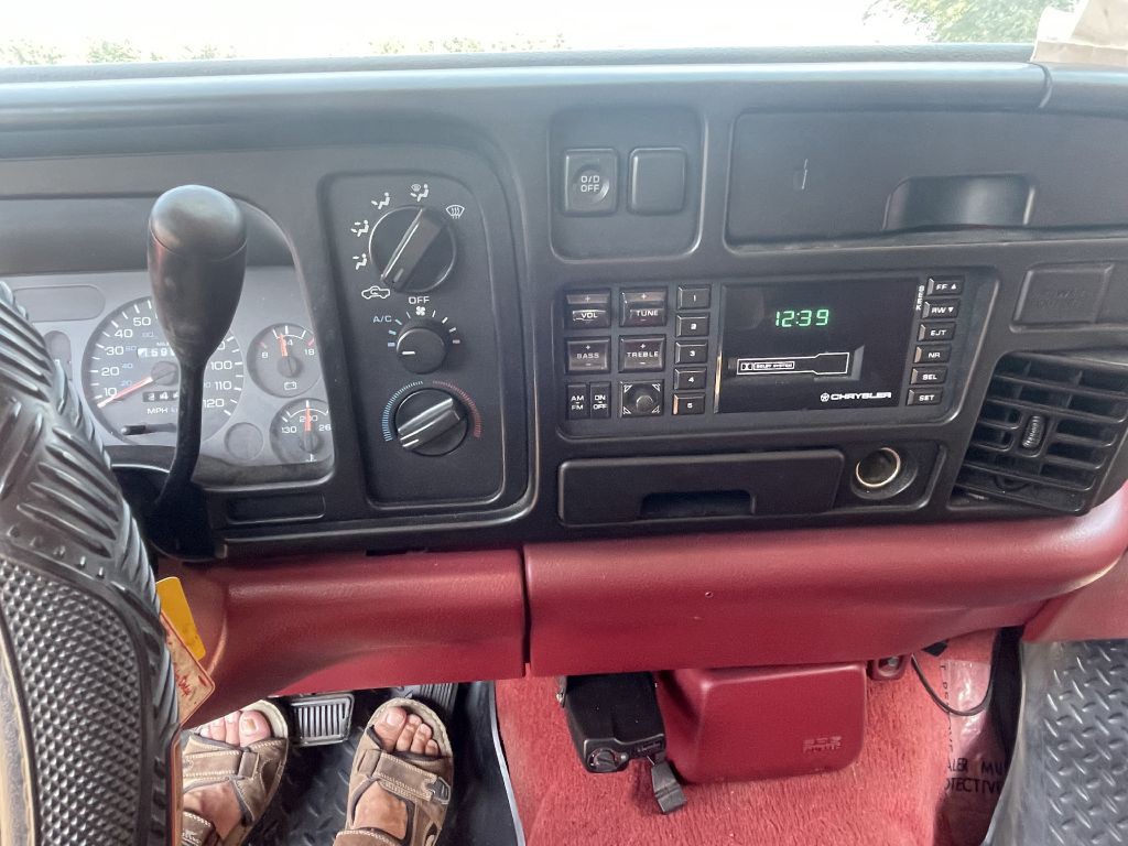 1994 Dodge Ram 3500 Image 20