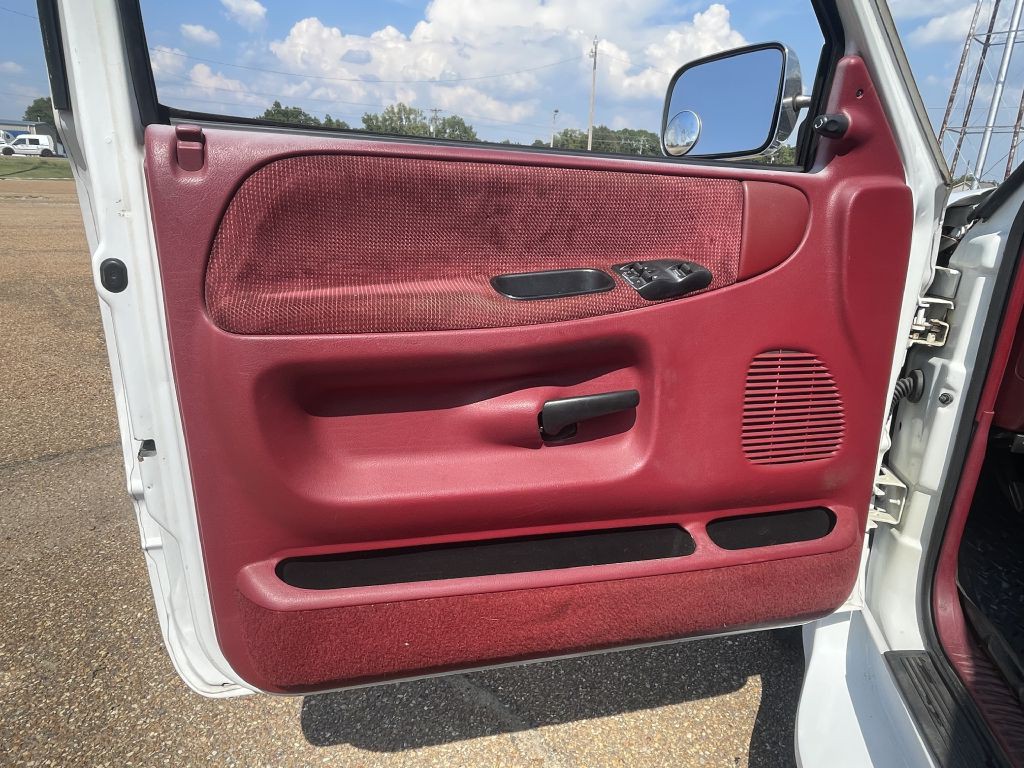 1994 Dodge Ram 3500 Image 23