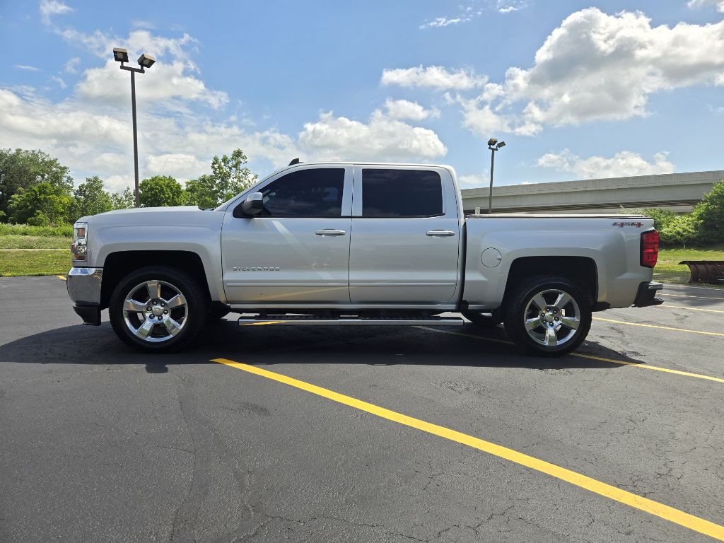 2017 Chevrolet Silverado 1500 Image 2