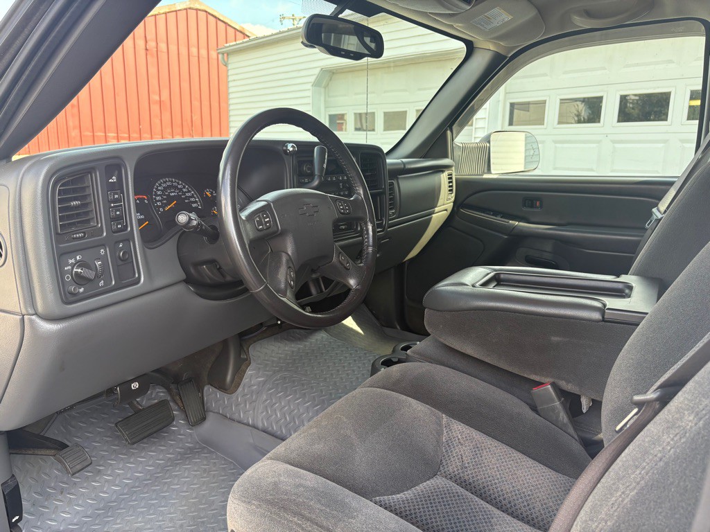 2005 Chevrolet Silverado 1500 Image 8