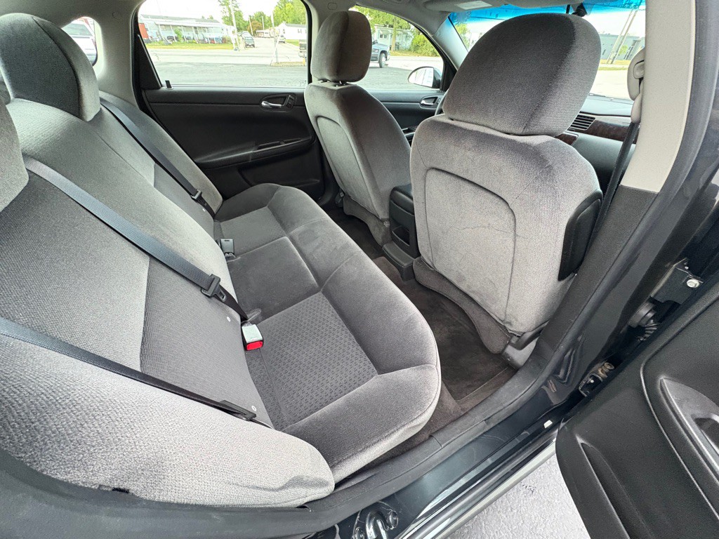 2015 Chevrolet Impala Image 13