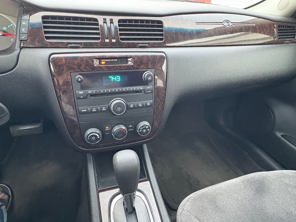 2015 Chevrolet Impala Image 21