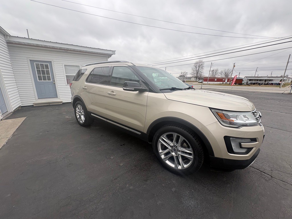 2017 Ford Explorer Image 3