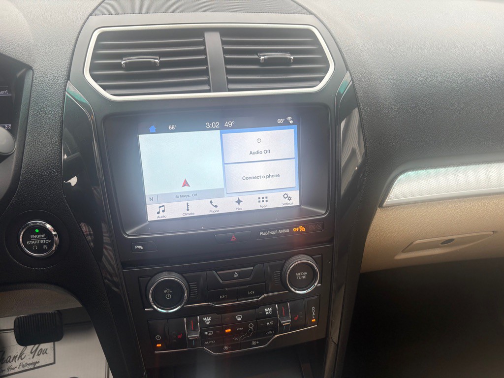 2017 Ford Explorer Image 22