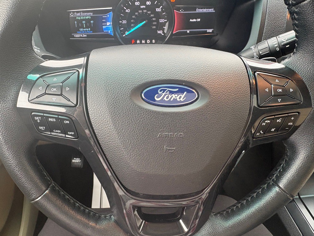 2017 Ford Explorer Image 25