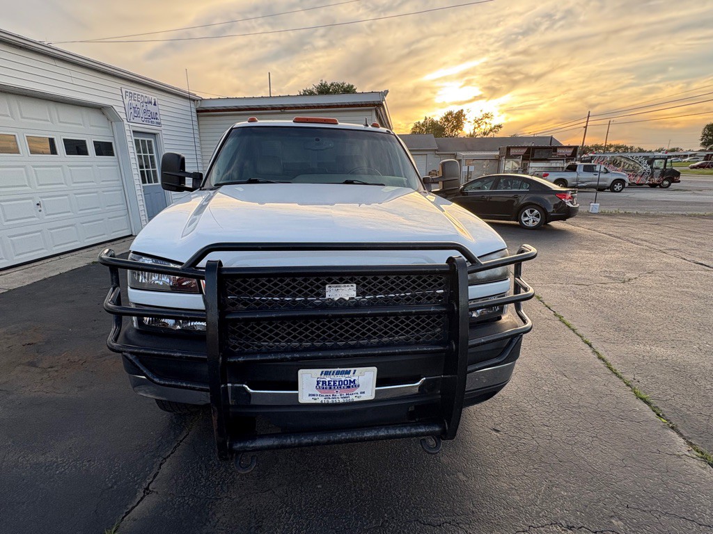 2007 Chevrolet Silverado 1500 Image 2