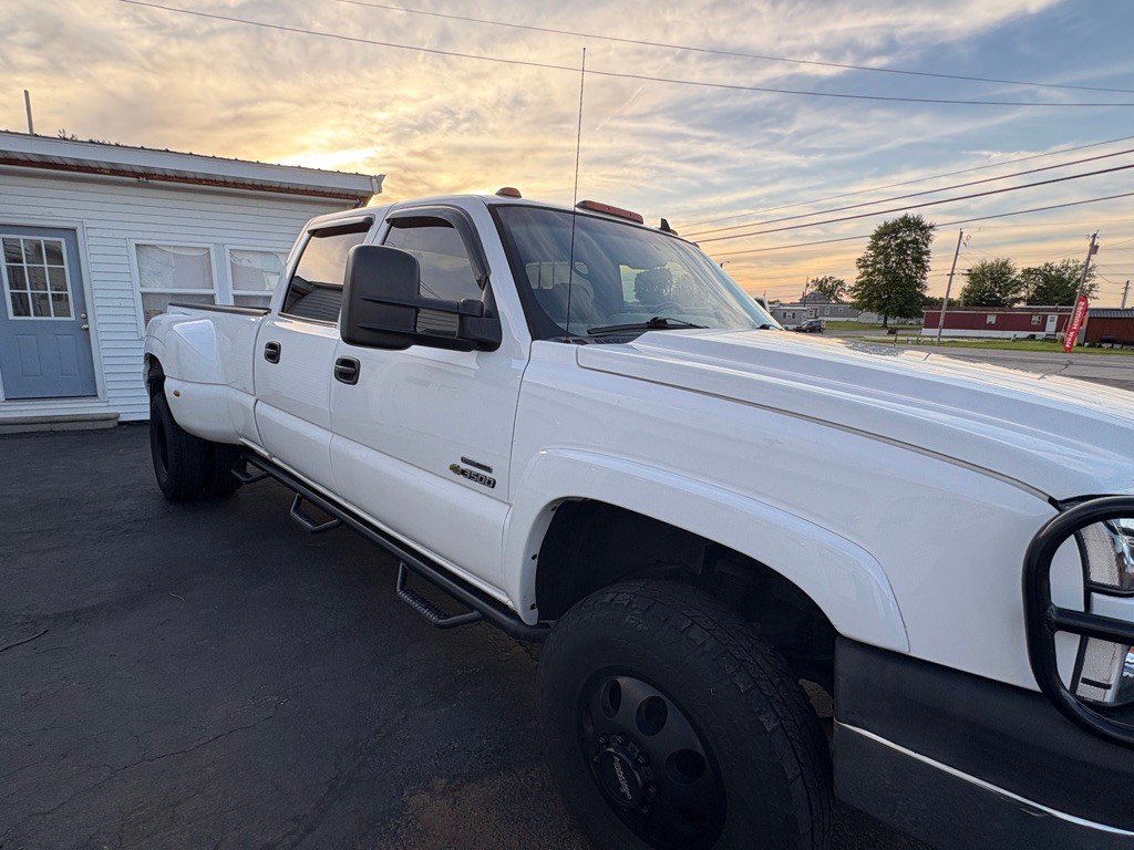 2007 Chevrolet Silverado 1500 Image 3